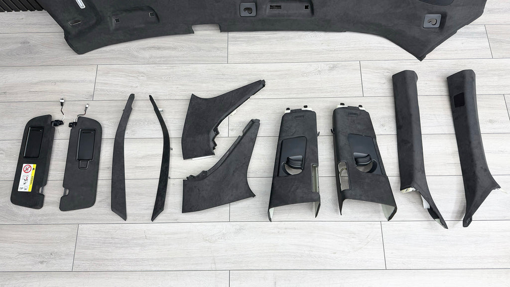 AUDI RSQ8 PERFORMANCE PANORAMIC ALCANTARA HEADLINER 4M8867505G 25M (VERY RARE)