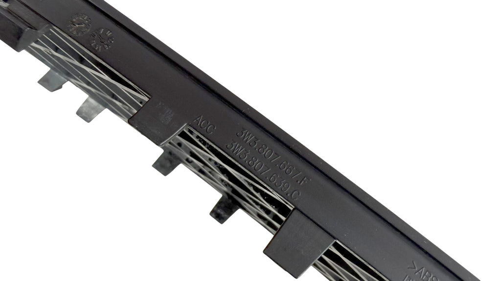 BENTLEY V8 CONTINENTAL FRONT LOWER CENTER GRILL 2012+ 3W3807667F