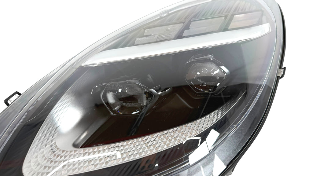 ASTON MARTIN VANTAGE 2024+ FRONT LEFT HEADLIGHT RY6313W030AE
