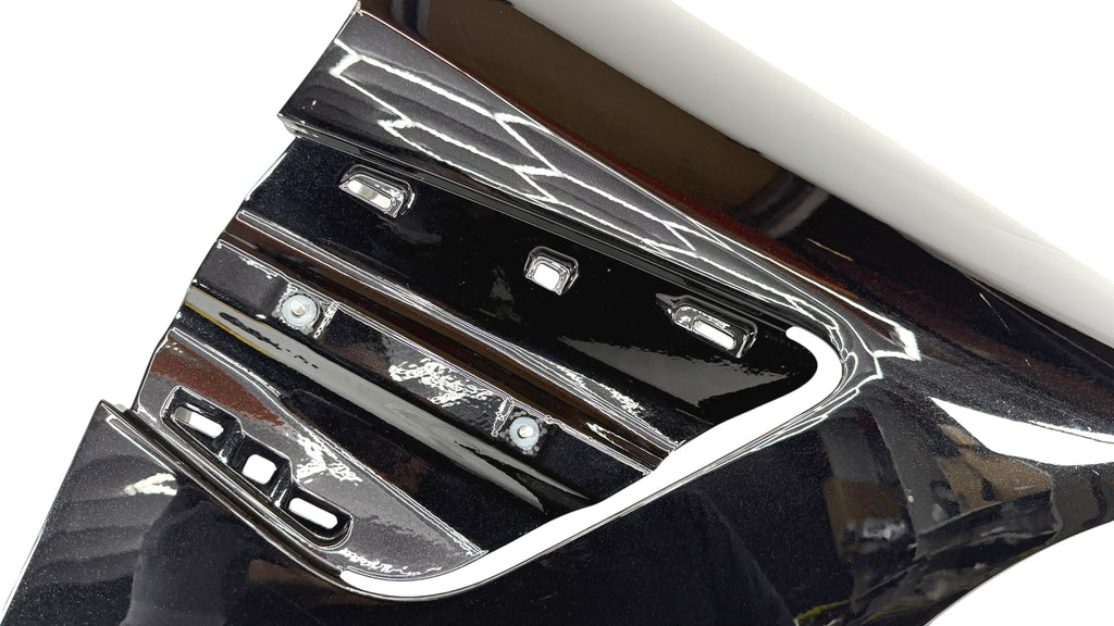 ASTON MARTIN VANQUISH 2024+ FRONT RIGHT FENDER SY7Y16005AD