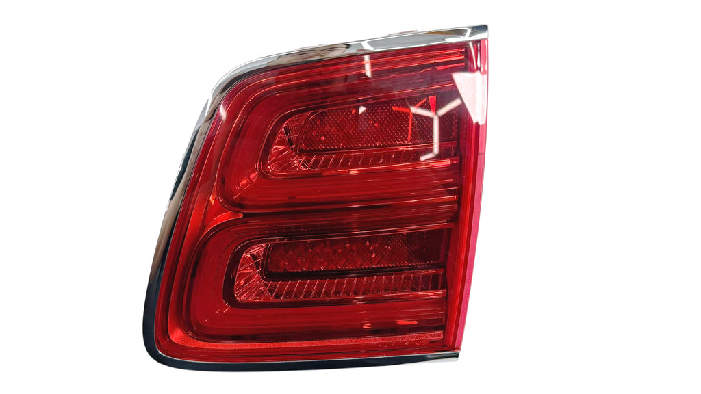 BENTLEY BENTAYGA LEFT INNER TAIL LIGHT 36A945093K