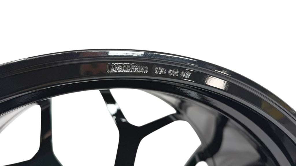 LAMBORGHINI REVULETO REAR ALTANERO WHEEL 12.5X22" 47B601017S