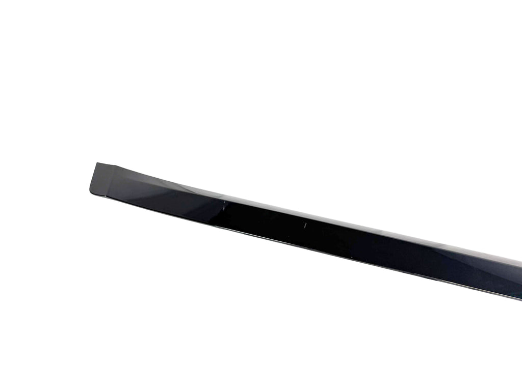BENTLEY BENTAYGA 2016+ RIGHT LOWER REAR DOOR TRIM BLACK 36A853192B