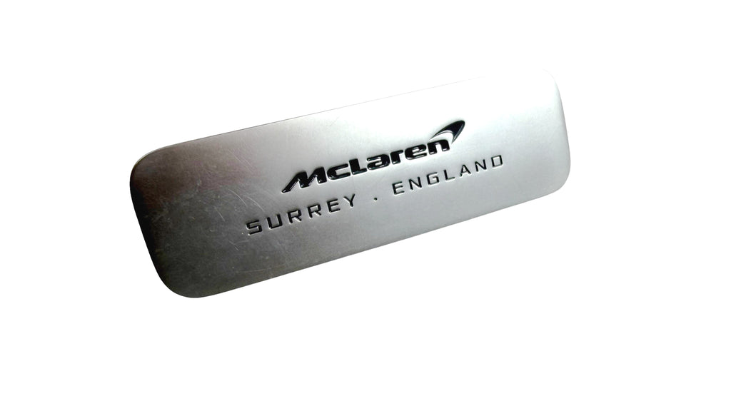 MCLAREN ARTURA BRANDING PLATE 16NA945CP