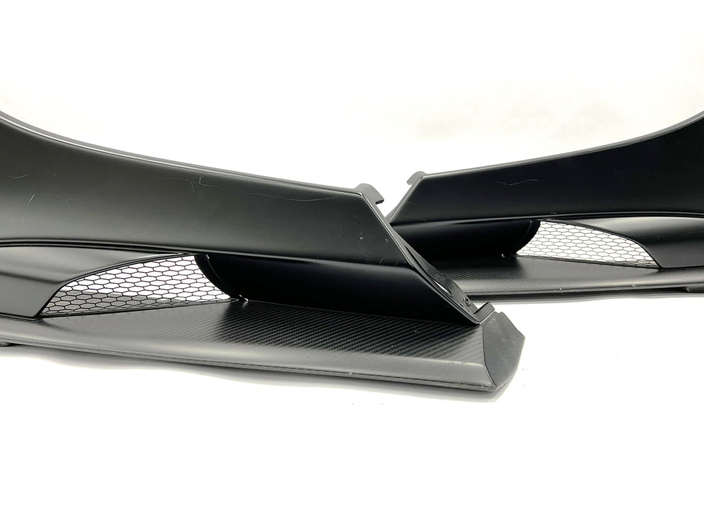 MCLAREN 675LT CARBON FIBRE FRONT AND REAR SKIRT KIT RH + LH 11A7026RP