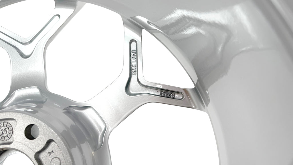 LAMBORGHINI TEMERARIO FRONT WHEEL SILVER 9J X 20" 4LA601017AF