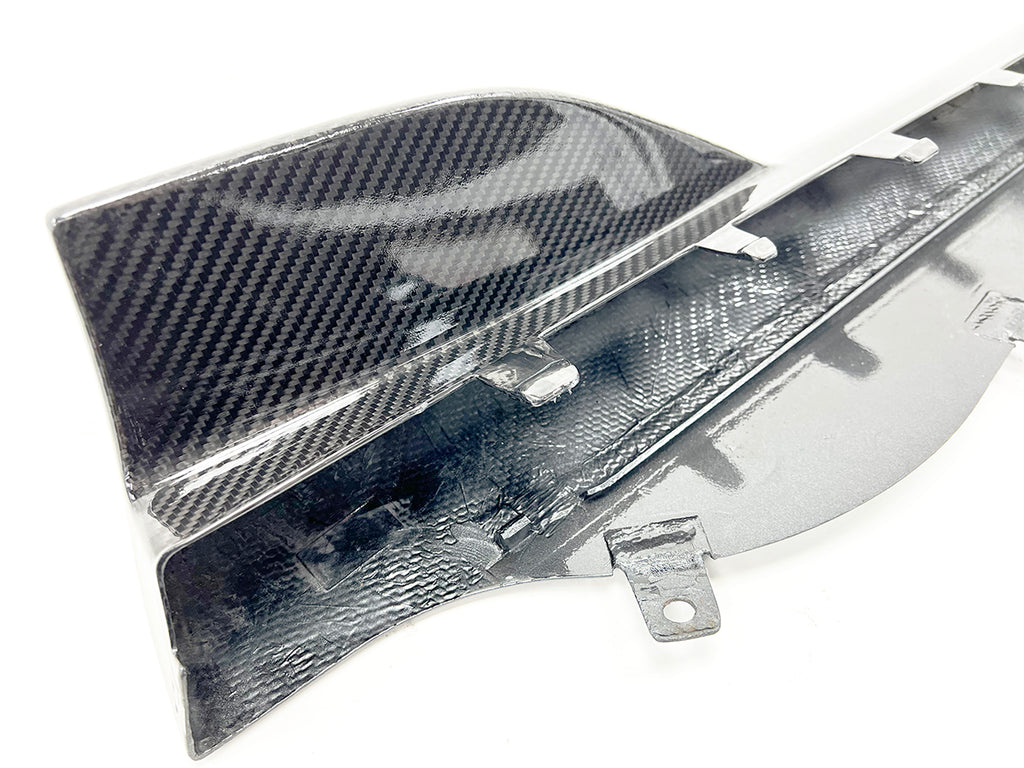 MCLAREN 600LT FRONT RIGHT MSO CARBON SIDE SKIRT 13AB548RP