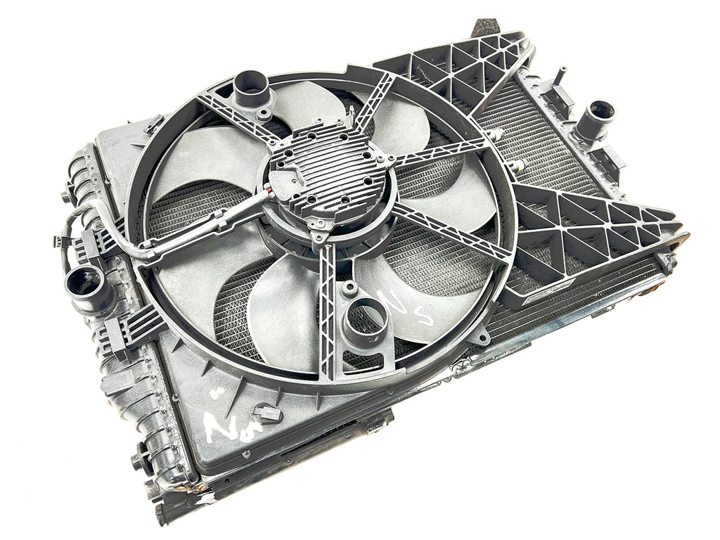 MCLAREN MP4/650S/ 675LT SIDE COOLING RADIATOR PACK/ CONDENSOR WITH FAN ...