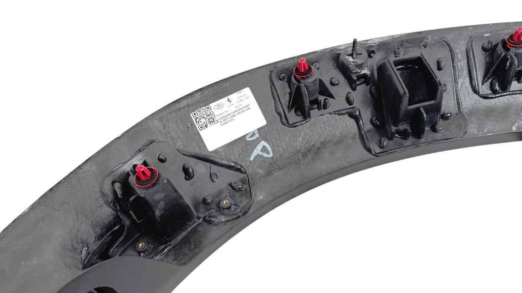 FERRARI PUROSANGUE REAR LEFT CARBON FLANK ARCH 901766