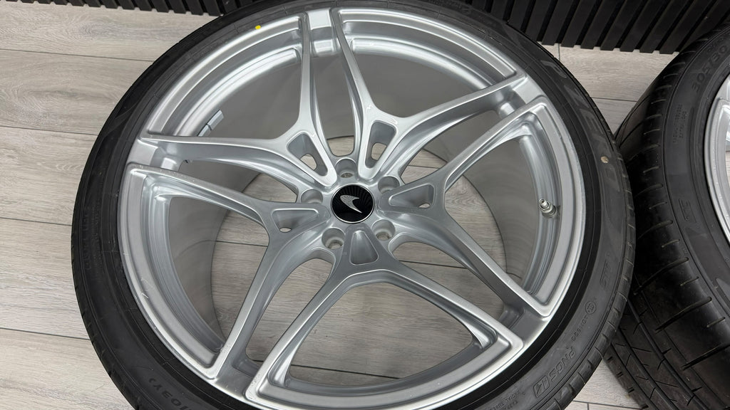 MCLAREN 720S 5-SPOKE LIGHT WEIGHT ALLOY WHEELS SET - SILVER
