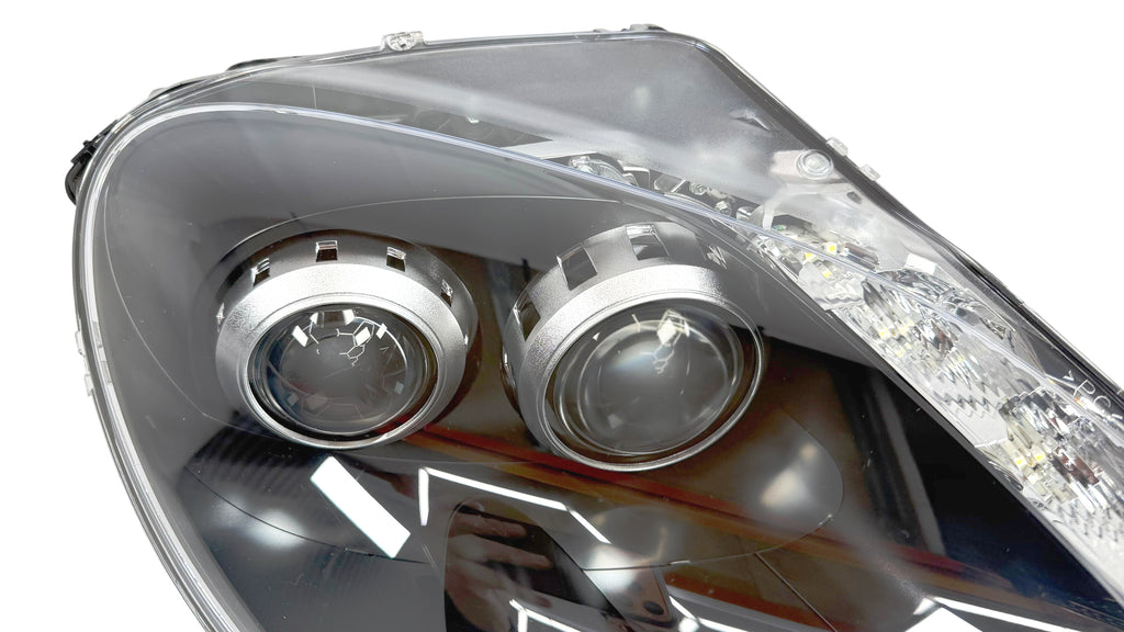 ASTON MARTIN VANTAGE RH USA HEADLIGHT BG33-13W029