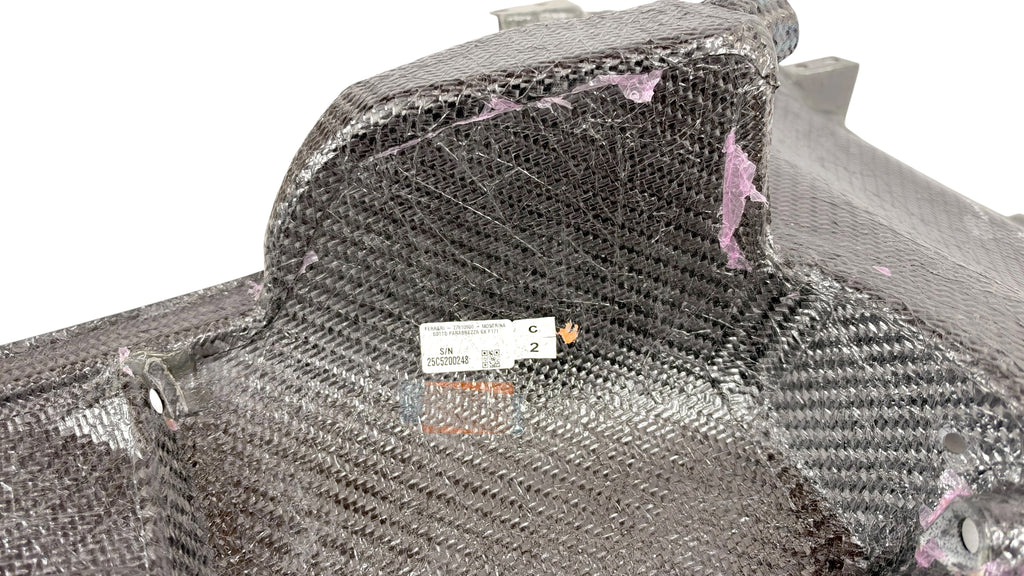 FERRARI 296 CARBON LEFT LUGGAGE/  UNDER WINDSCREEN TRAY 888861