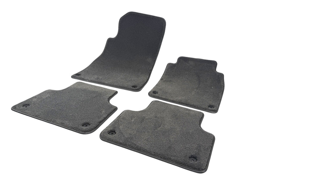 BENTLEY BENTAYGA BALUGA (BLACK)  FLOOR MATT SET (RHD) 36C863011G4BH