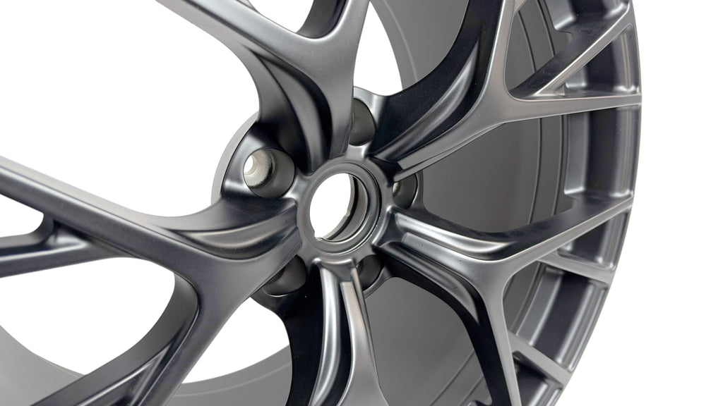 ASTON MARTIN DB12 2024+ 21" REAR WHEEL RY63-9965G-VA