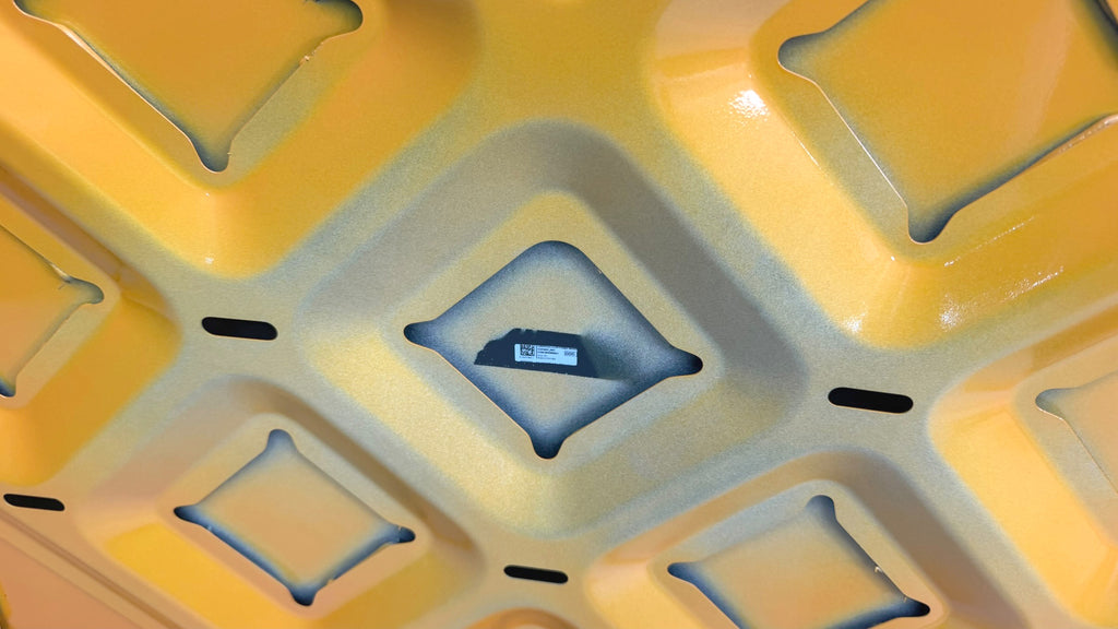 LAMBORGHINI URUS SE BONNET - ORANGE - 4ML823029H