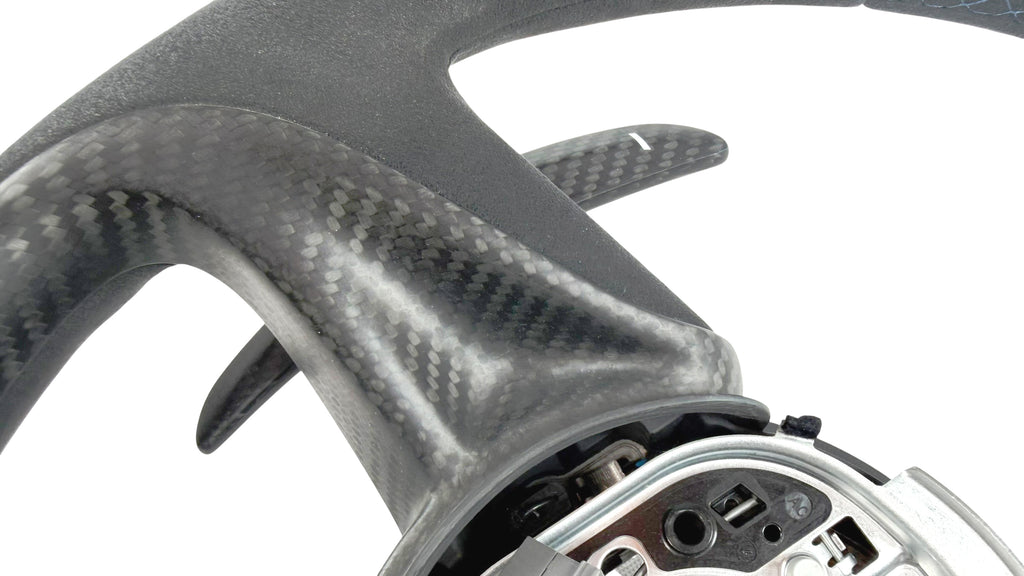 MCLAREN 720S MSO ALCANTARA CARBON STEERING WHEEL W/ BLUE STITCH 14NA333MP-14SW264