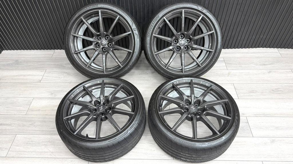FERRARI SF90-XX CARBON ALLOY WHEELS SET WITH TIRES 764246/ 764245