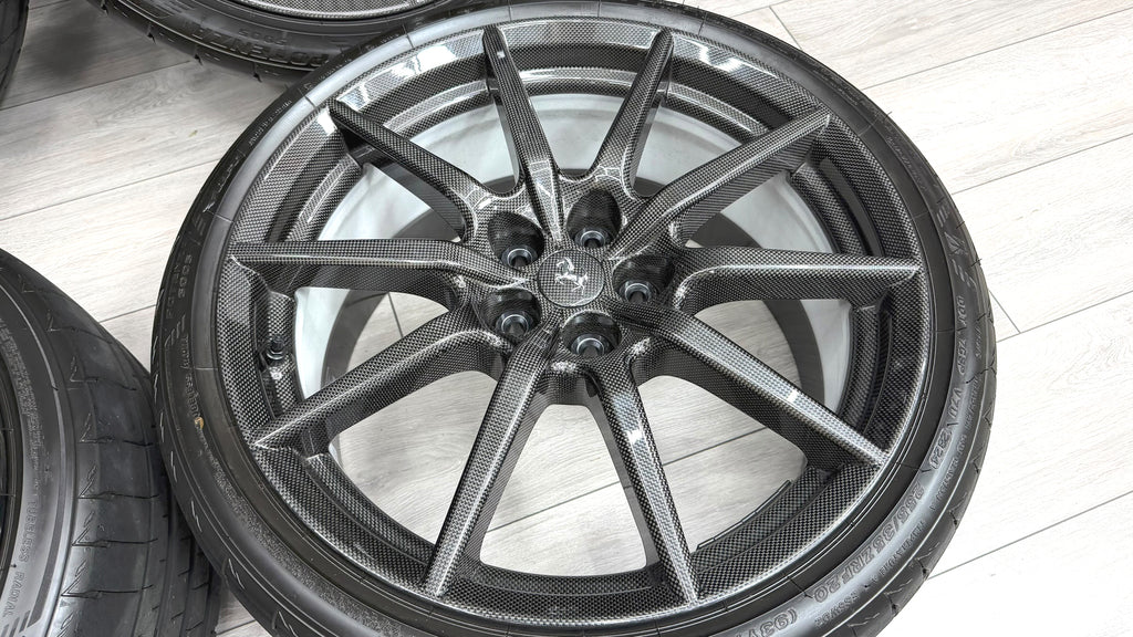 FERRARI SF90-XX CARBON ALLOY WHEELS SET WITH TIRES 764246/ 764245