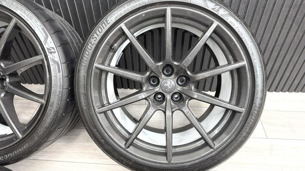 FERRARI SF90-XX CARBON ALLOY WHEELS SET WITH TIRES 764246/ 764245