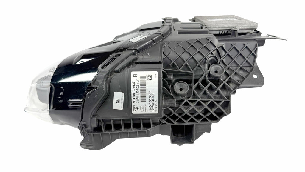 PORSCHE TAYCAN LED-PLUS RIGHT HEADLIGHT 9J1941034G