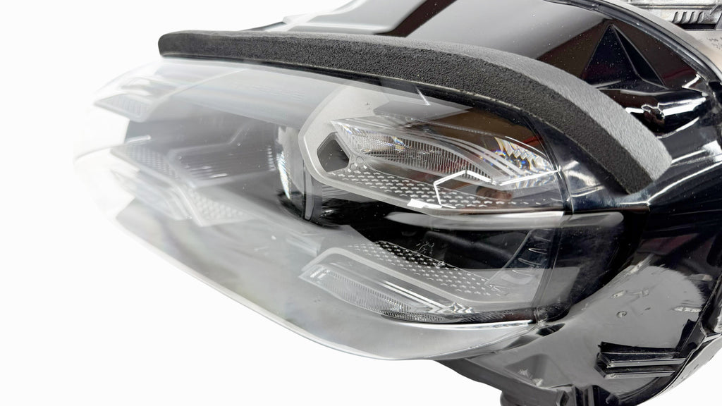 PORSCHE TAYCAN MATRIX LEFT HEADLIGHT 9J1941059G