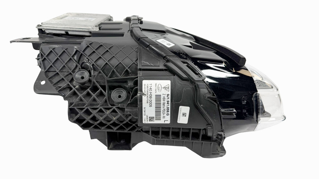 PORSCHE TAYCAN MATRIX LEFT HEADLIGHT 9J1941059G