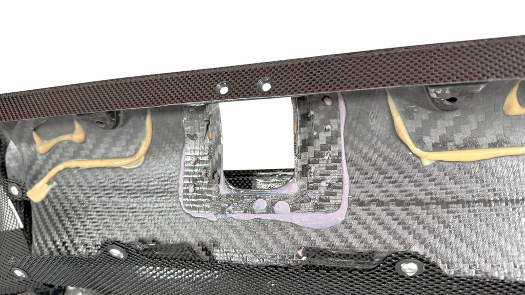 FERRARI F8 GTB/ SPIDER GLOSS CARBON REAR DIFFUSER WITH CAMERA 924477