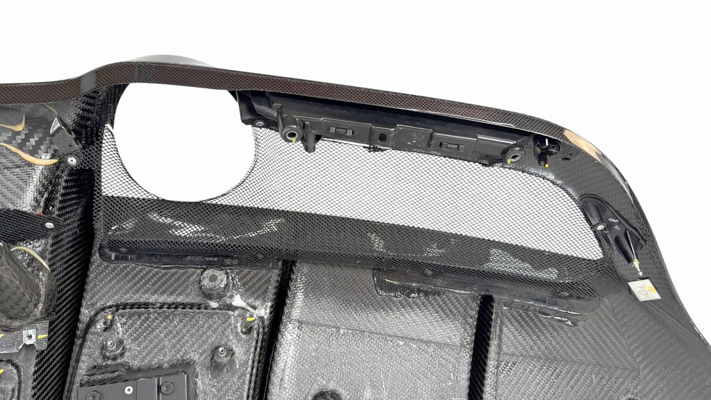 FERRARI F8 GTB/ SPIDER GLOSS CARBON REAR DIFFUSER WITH CAMERA 924477