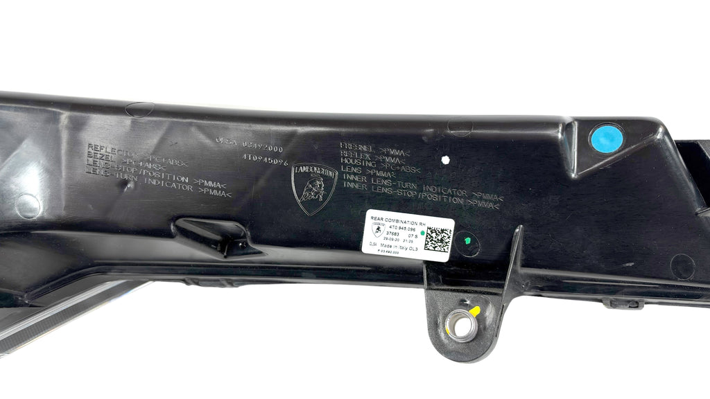 LAMBORGHINI HURACAN RIGHT REAR LIGHT LAMP 4T0945096 (USED)