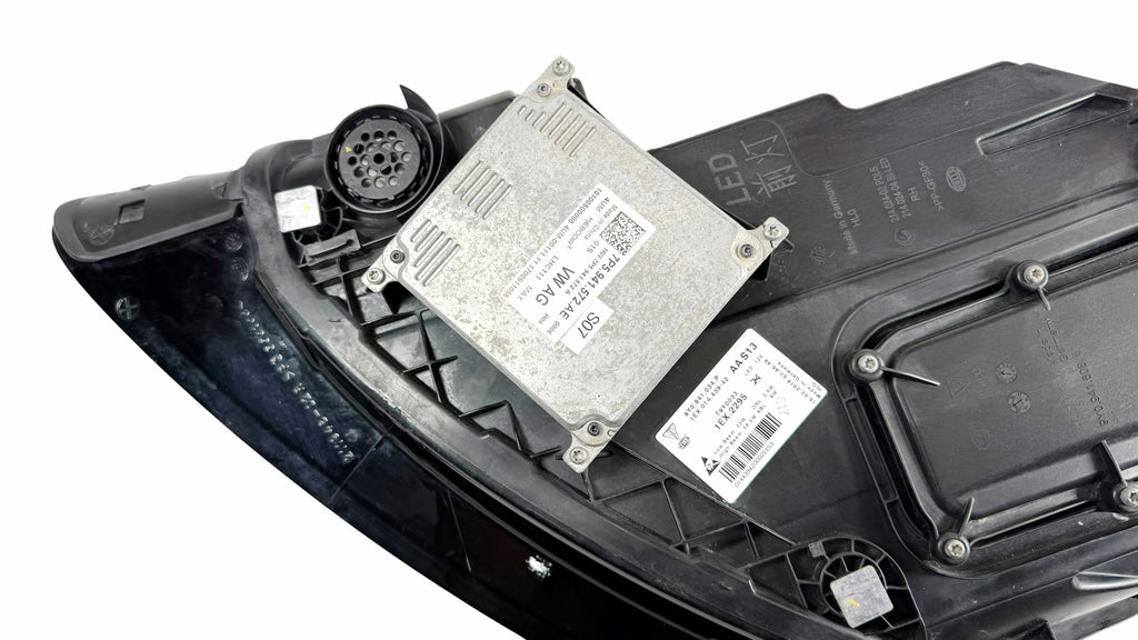 PORSCHE CAYENNE 2018-23+ 9Y0 FRONT RIGHT LED HEADLIGHT (RHD) 9Y0941034P