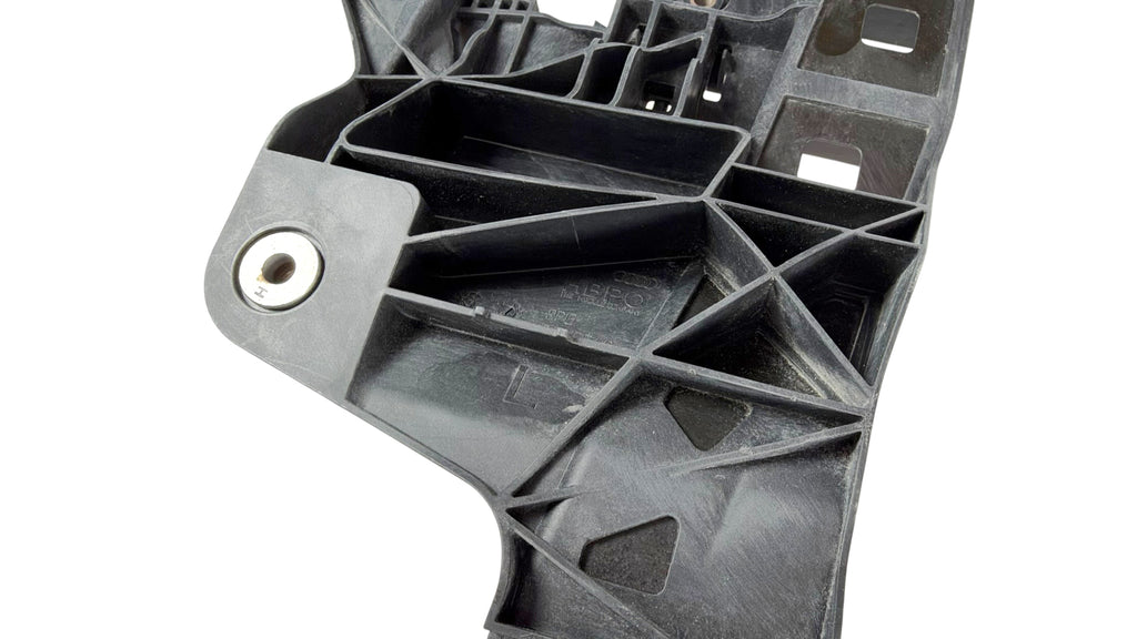 AUDI RSQ8 LEFT RADIATOR SUPPORT BRACKET 4M8805607B