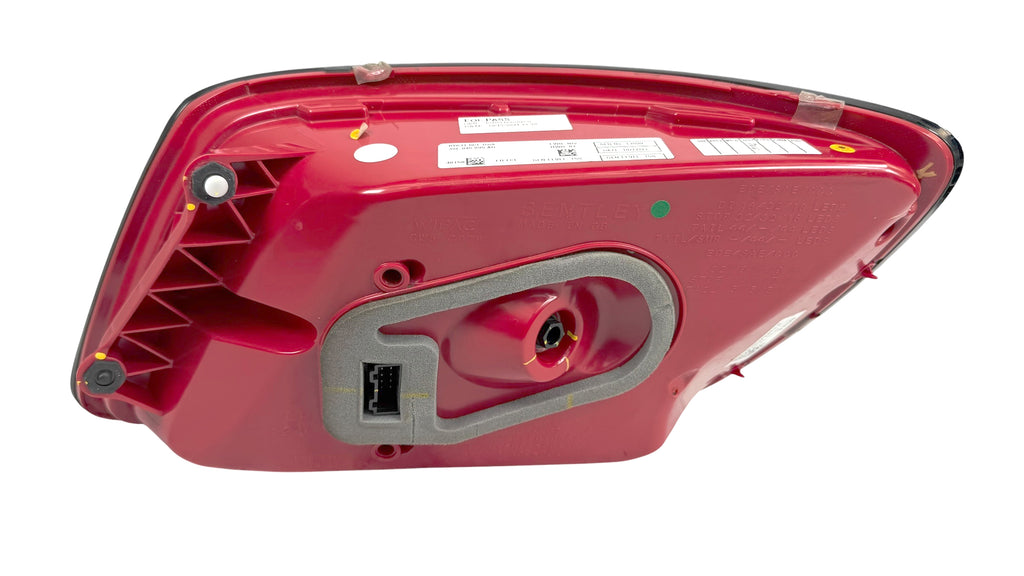 BENTLEY FLYING SPUR 2020+ REAR LEFT LIGHT (DARK) 3SE945095AD
