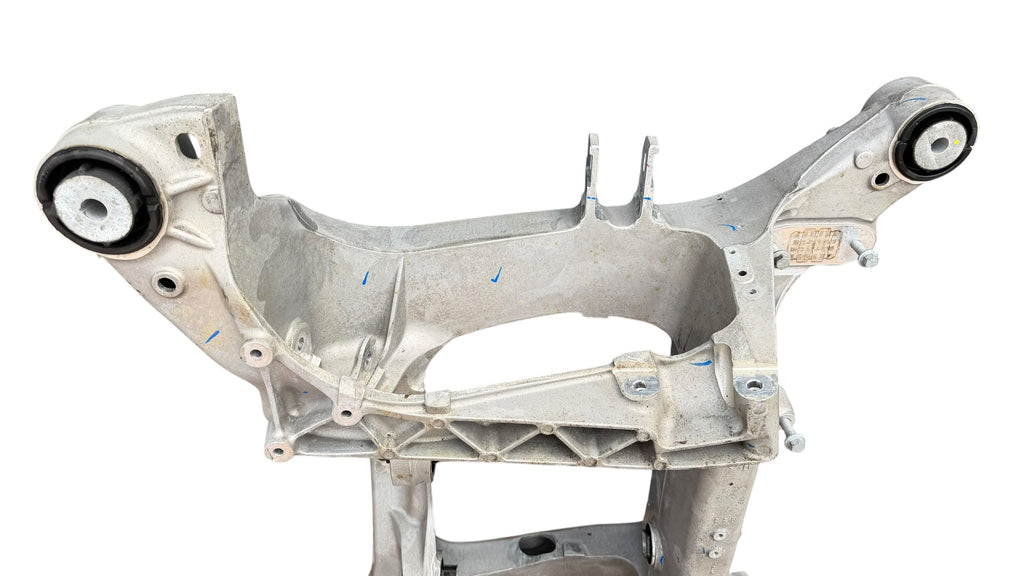 ASTON MARTIN DBX REAR SUBFRAME PY835R003AB
