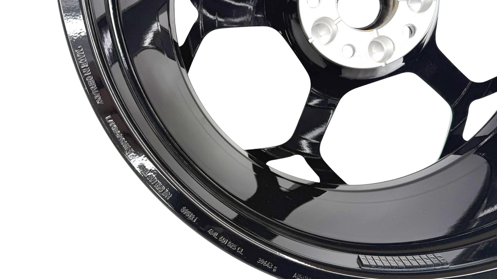 LAMBORGHINI URUS 22" PERFORMANTE LIGHT WEIGHT FRONT WHEEL 4ML601025BN