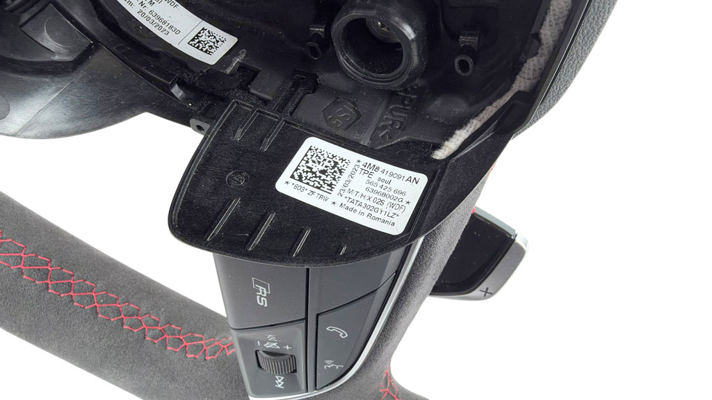 AUDI RSQ8 ALCANTARA MULTIFUNCTION STEERING WHEEL 4M8419091AN