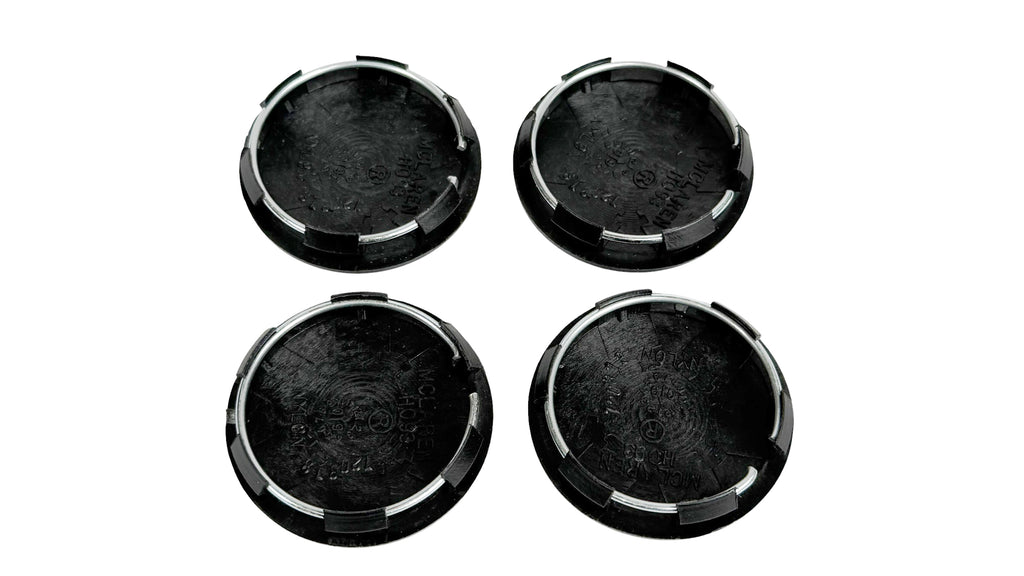MCLAREN MP4/ 650S/ P1 SILVER LOGO WITH CARBON CENTRE CAPS 11B1651CP
