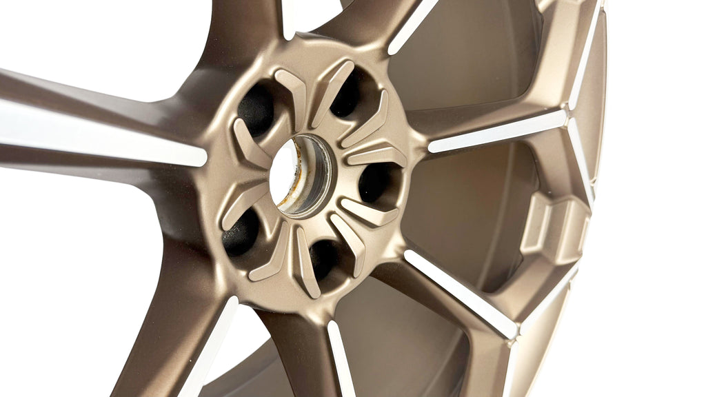 LAMBORGHINI URUS PERFORMANTE REAR WHEEL 11.5JX23" DIAMOND BRONZE 4ML601025CD