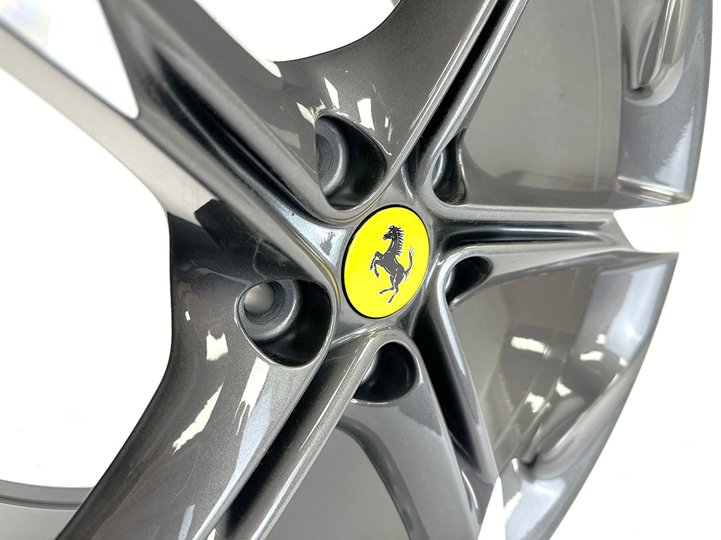 FERRARI SF90 FRONT RIGHT FORGED WHEEL CORSA GREY/ MACHINE FINISH 848635