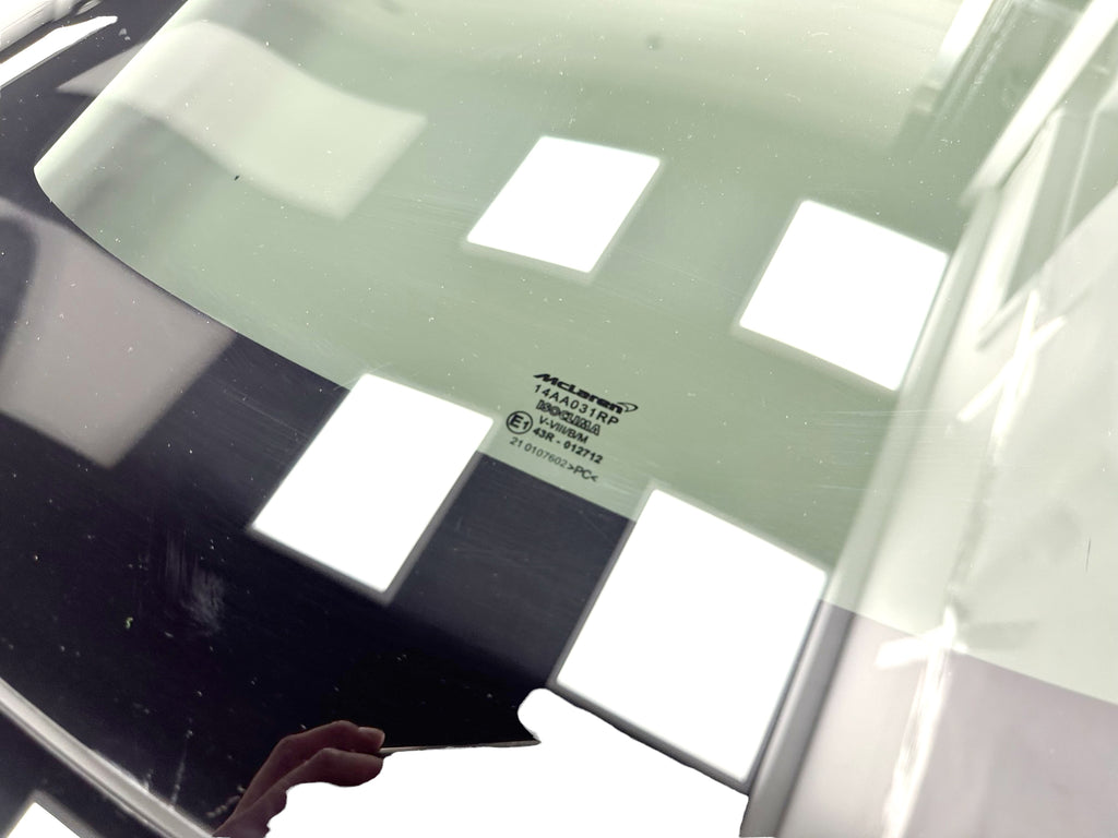 Perspecx Rear Window Mclaren MSO 765LT Rear Light Weight Perspex Window With Lower Engine C ...