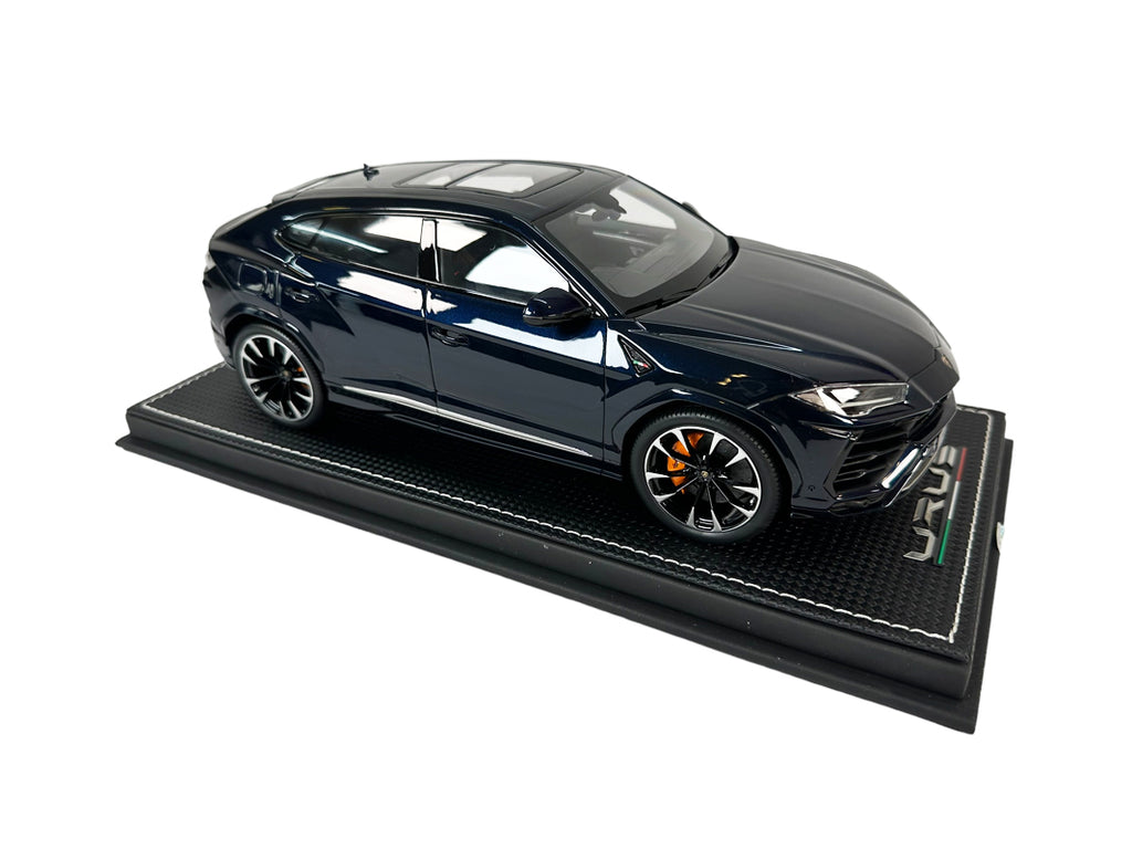 LAMBORGHINI URUS 1:18 MODEL CAR (BLU NETHUNS)