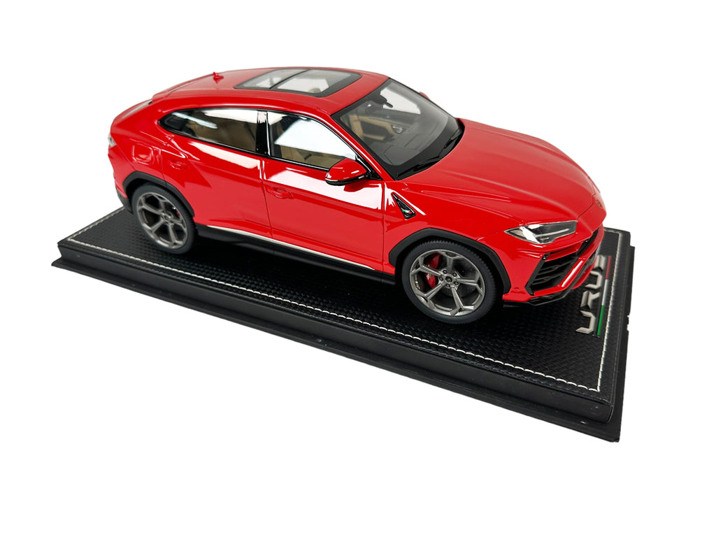 LAMBORGHINI URUS 1:18 MODEL CAR (ROSSO MARS)