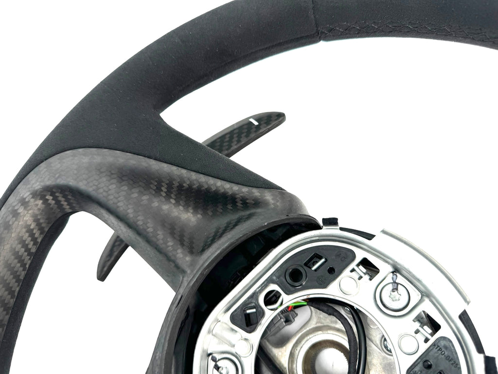 MCLAREN 765LT  MSO ALCANTARA W/ RED 12 O'CLOCK RING STEERING WHEEL 14NA100RP-14RW003