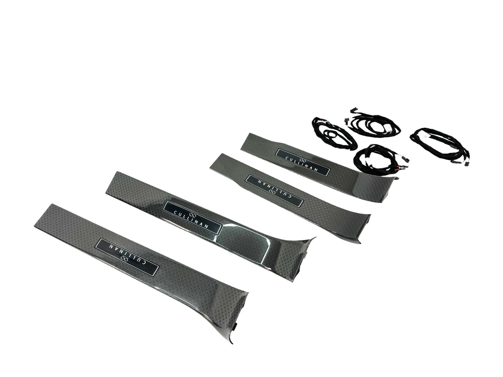 ROLLS ROYCE BLACK BADGE CULLINAN CARBON ILLUMINATED ENTRANCE THREAD PLATES