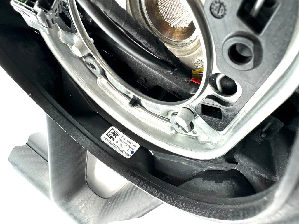 MCLAREN ELVA LEATHER / CARBON STEERING WHEEL 14NC087CP-14SW230