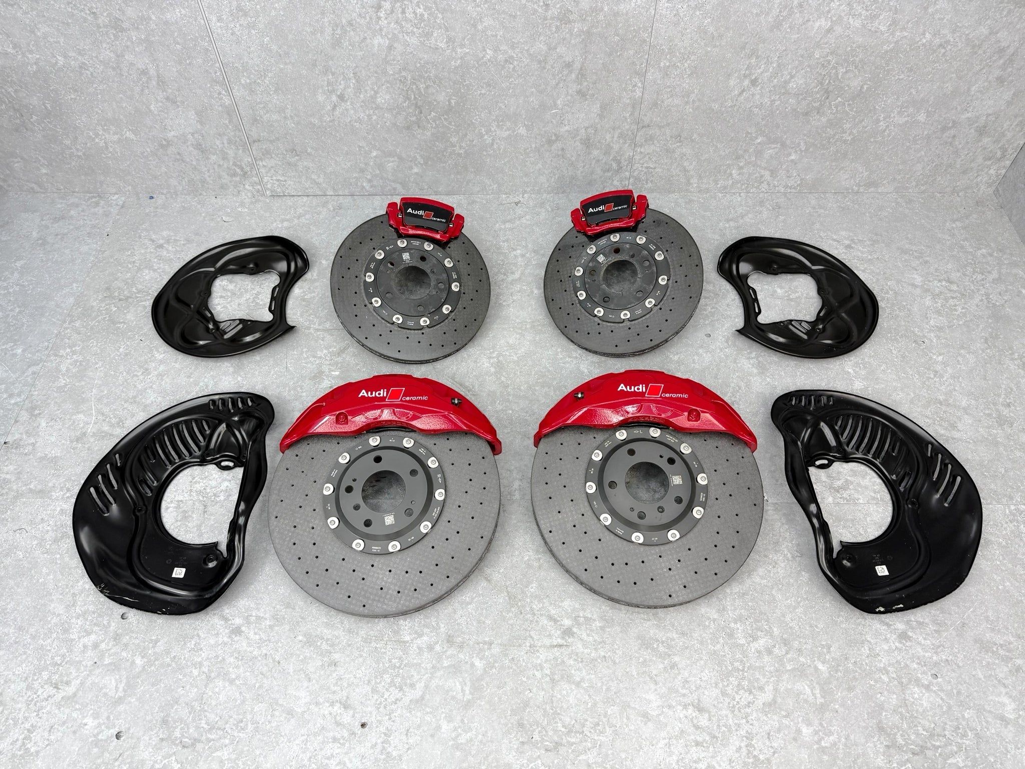 AUDI RSQ8 2024 COMPLETE CERAMIC BRAKE KIT – ApexSpares