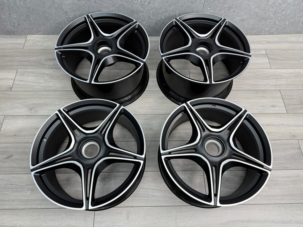 ASTON MARTIN SPEEDSTER 2022+ 21" WHEELS BLACK/ MACHINED MY6Y-1007