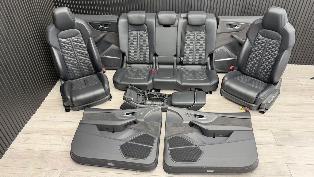 AUDI RSQ8 FULL BLACK LEATHER SEATS INTERIOR WITH DOOR CARDS AND CARBON TRIMS