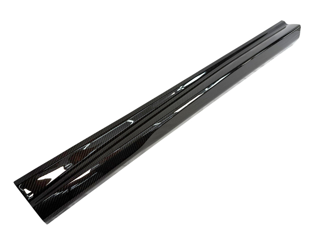 OVERFINCH L405 2018-2021 LEFT CARBON MID SIDE SILL AF6-16-003-01A