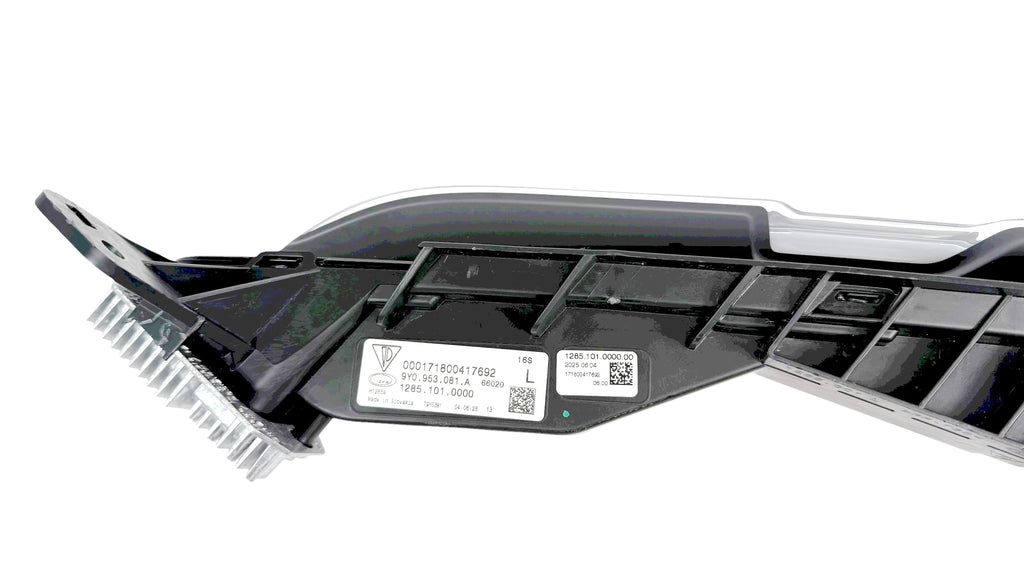 PORSCHE CAYENNE 2023-26 FRONT LEFT ADDITIONAL HEADLIGHT 9Y0.953.081.A