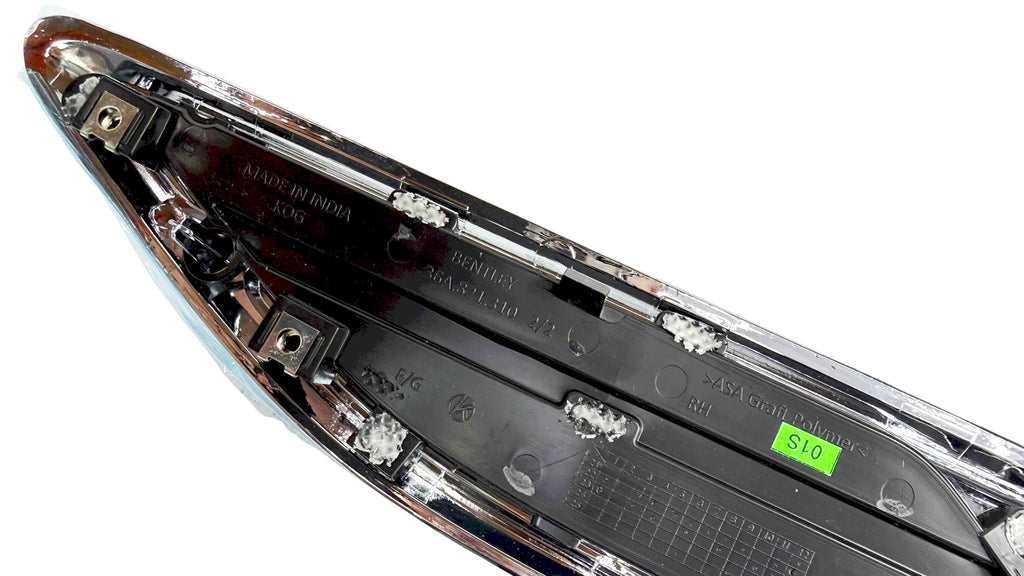 BENTLEY BENTAYGA 2023+ RIGHT FENDER AIR GRILL 36A821310A